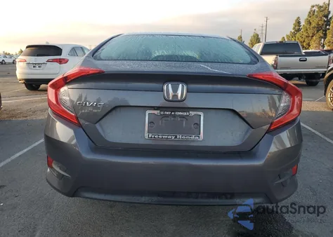 2016 Honda Civic Lx z USA, uszkodzony, nr VIN 2HGFC2F58GH570822